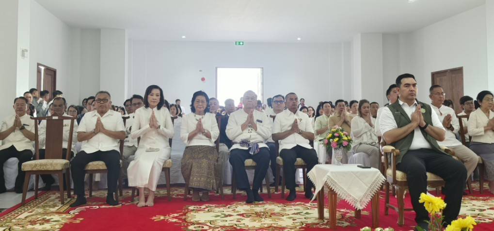 title - รองเลขาธิการ ส.ป.ก. ร่วมคณะ รมช.เกษตรฯ ทำบุญงานพืชสวนโลก พร้อมลงพื้นที่ตรวจเยี่ยม ส.ป.ก.อุดรธานี